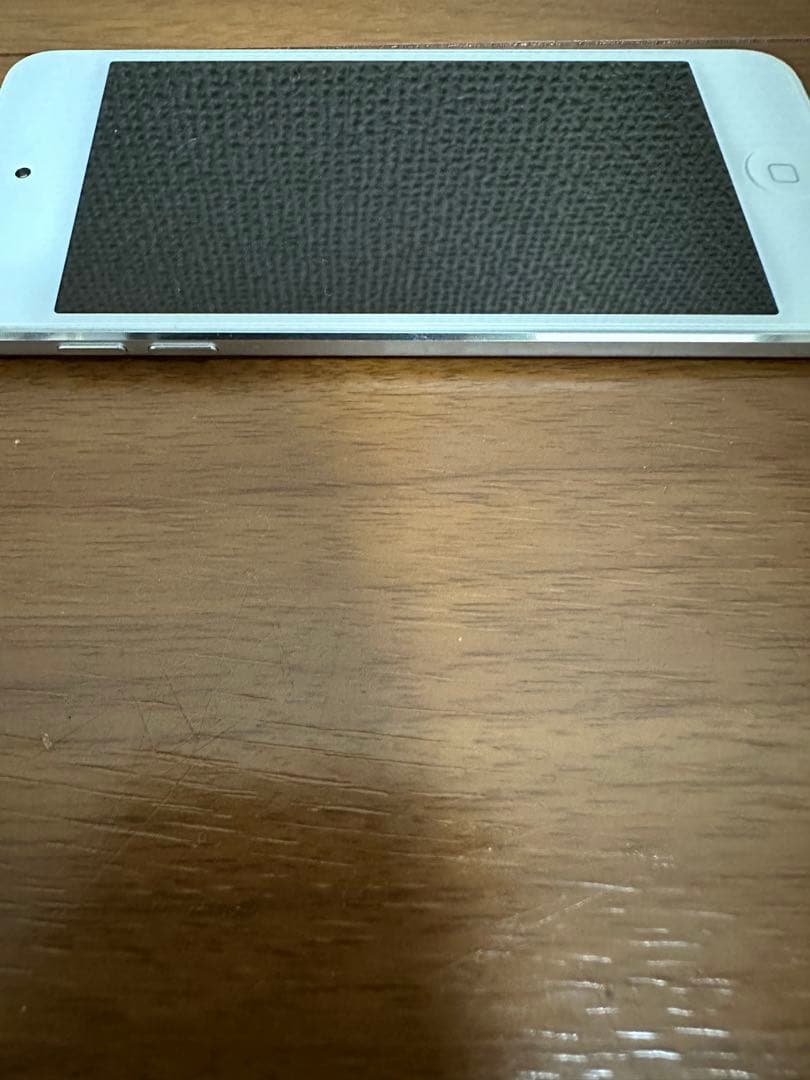 ②7世代 iPod touch 32GB