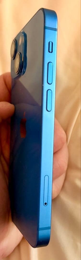 Apple iPhone 13 mini 青　ケース付