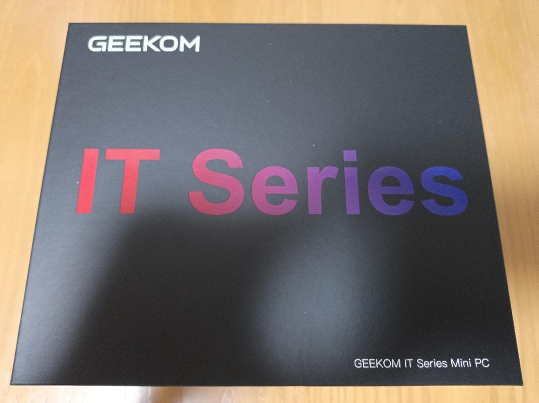 GEEKOM IT15 Ultra AI ミニPC（美品）