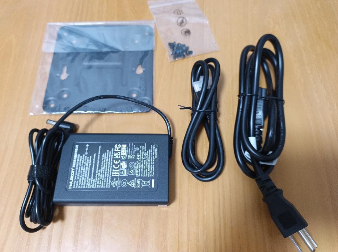 GEEKOM IT15 Ultra AI ミニPC（美品）