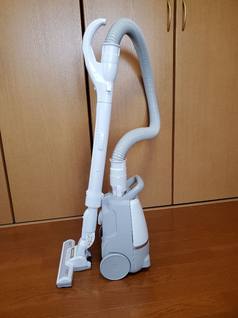 日立 CV-KV70M-W 紙パック式クリーナー かるパック