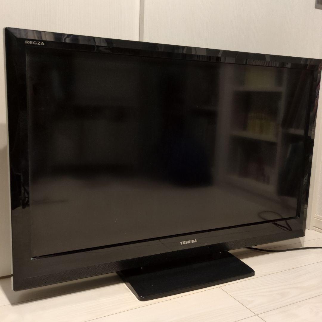 本間　TOSHIBA テレビ 40インチ