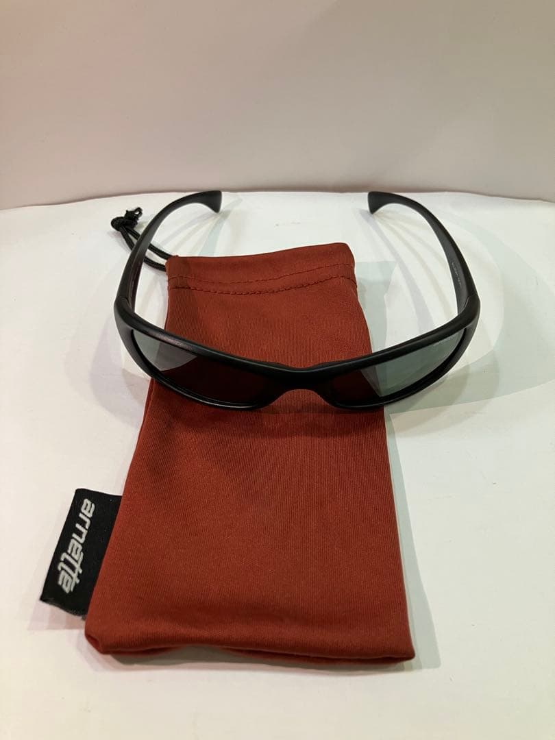 arnette アーネット　イタリア製 布ケース付き　サーフィン　スノボー