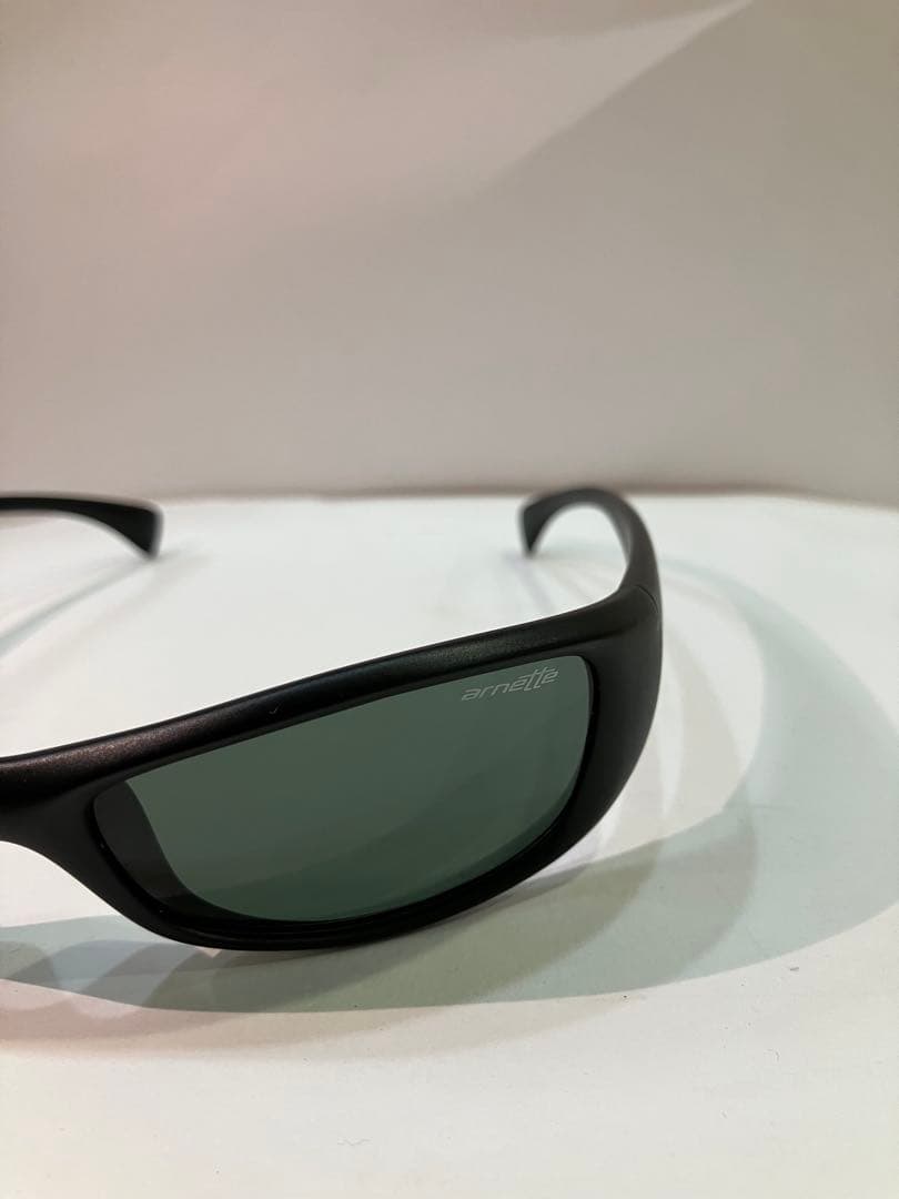 arnette アーネット　イタリア製 布ケース付き　サーフィン　スノボー