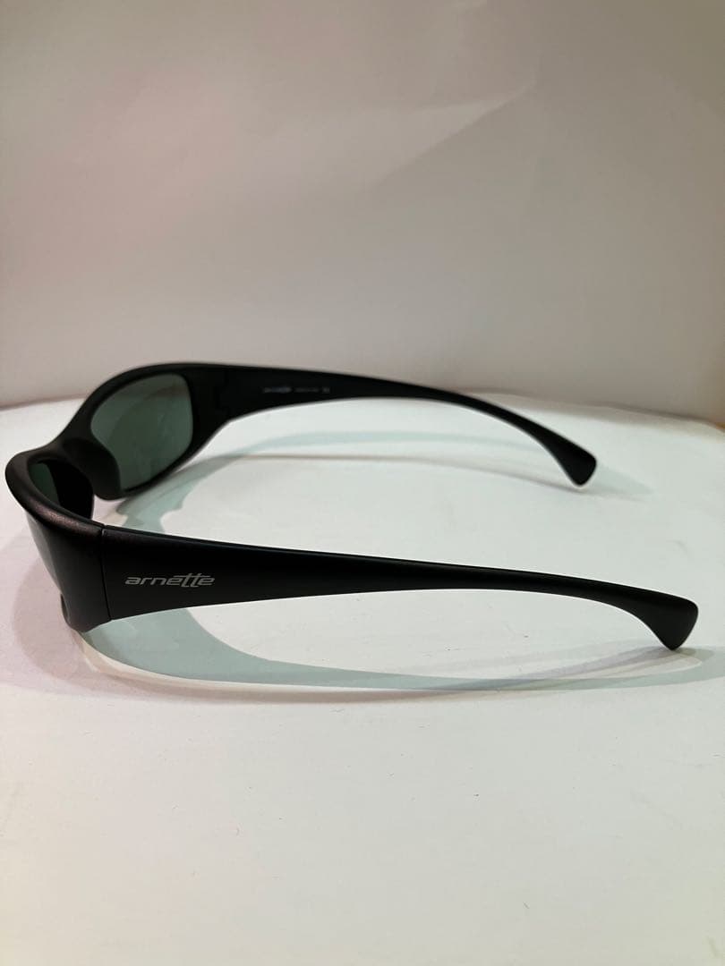 arnette アーネット　イタリア製 布ケース付き　サーフィン　スノボー