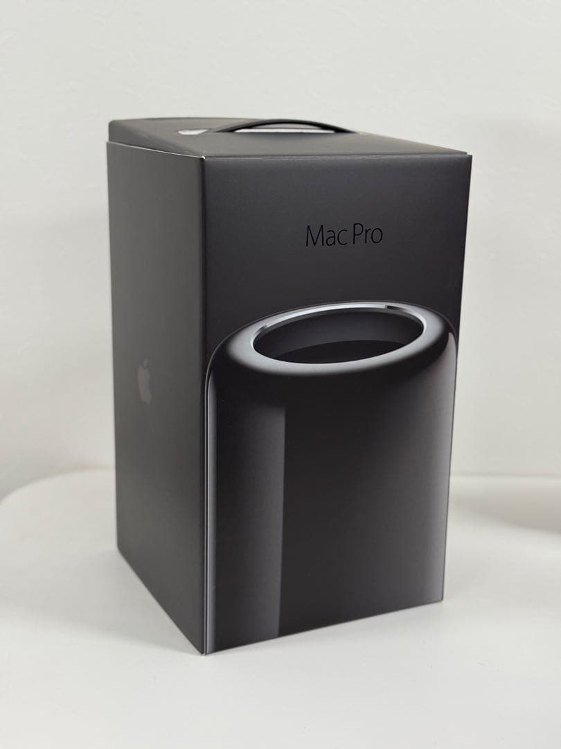 Apple Mac Pro MD878J/A 本体 メモリ64GB