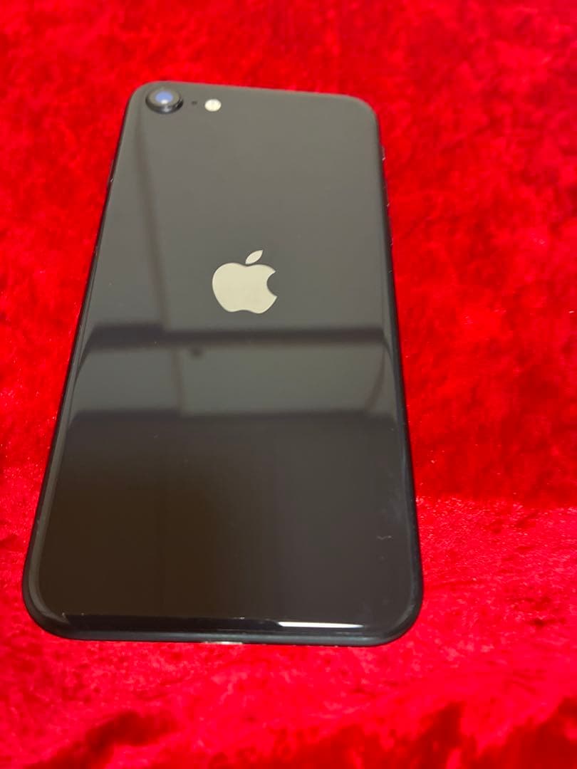 iPhoneSE2本体 64GB SIMフリー型　SIMロック解除済み