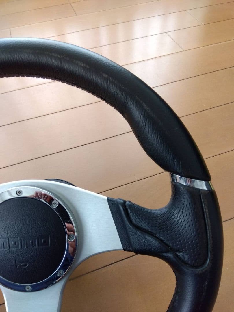 MOMO 　ステアリング　MILLENIUM　ミレニアム　35パイ