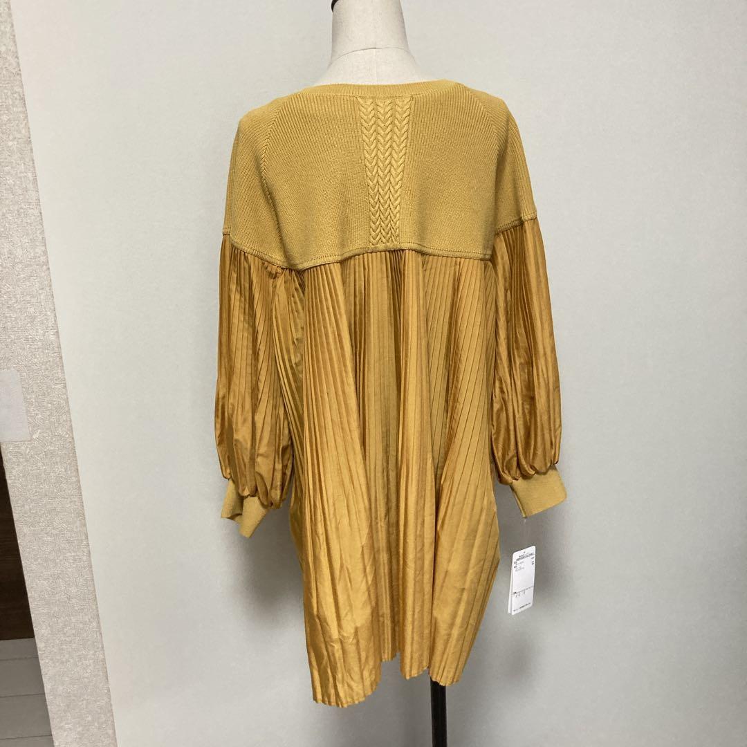【未使用タグ付き】レリアン　近年タグ　長袖ニット　切り替え　プリーツ　イエロー