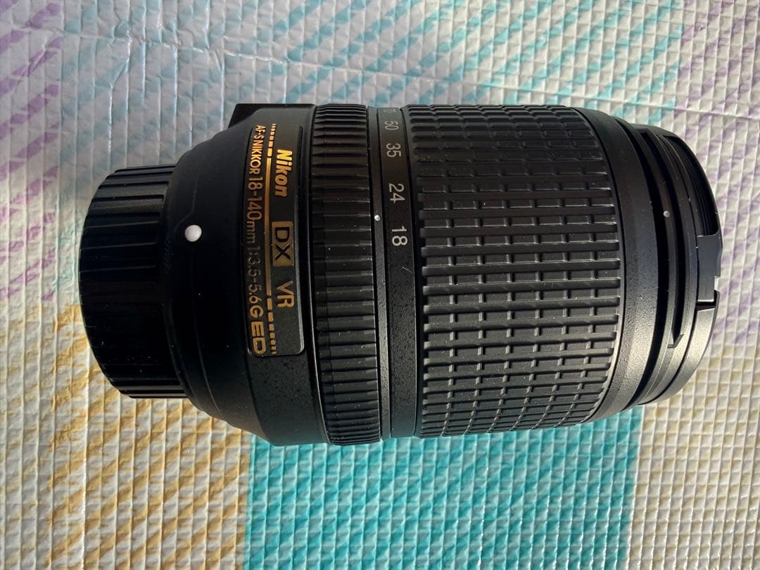 Nikon D7200 18-140 VRキット