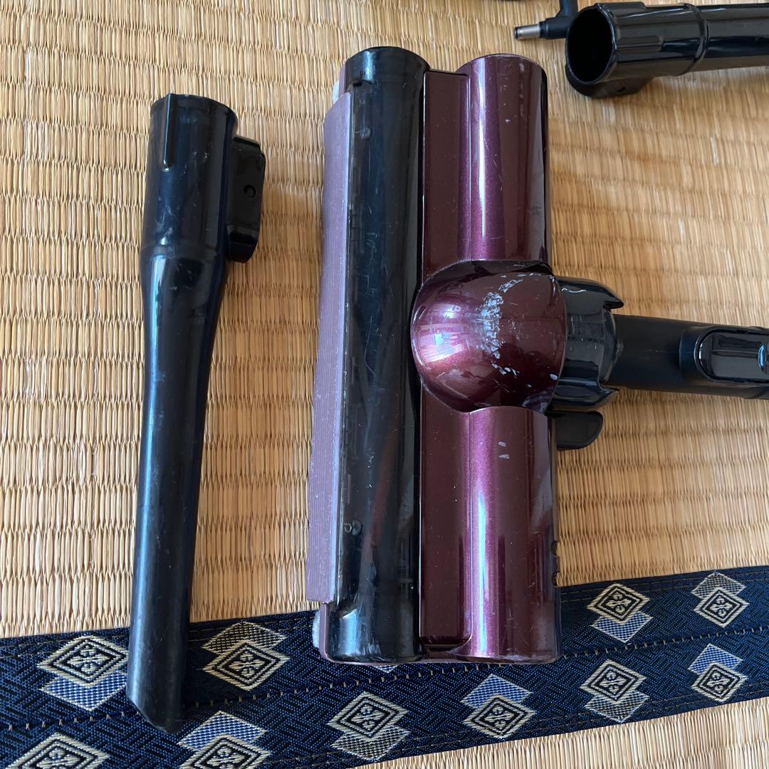 東芝サイクロン式コードレスクリーナー　VC-CLX51