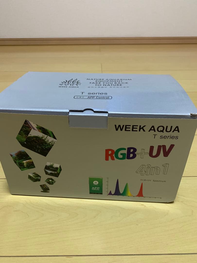 ライト・照明器具 WEEK AQUA T series RGB+UV 4in1