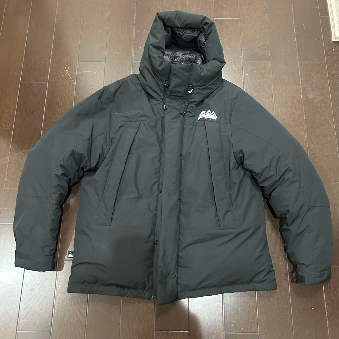 FIRST DOWN ブラック ダウンジャケット