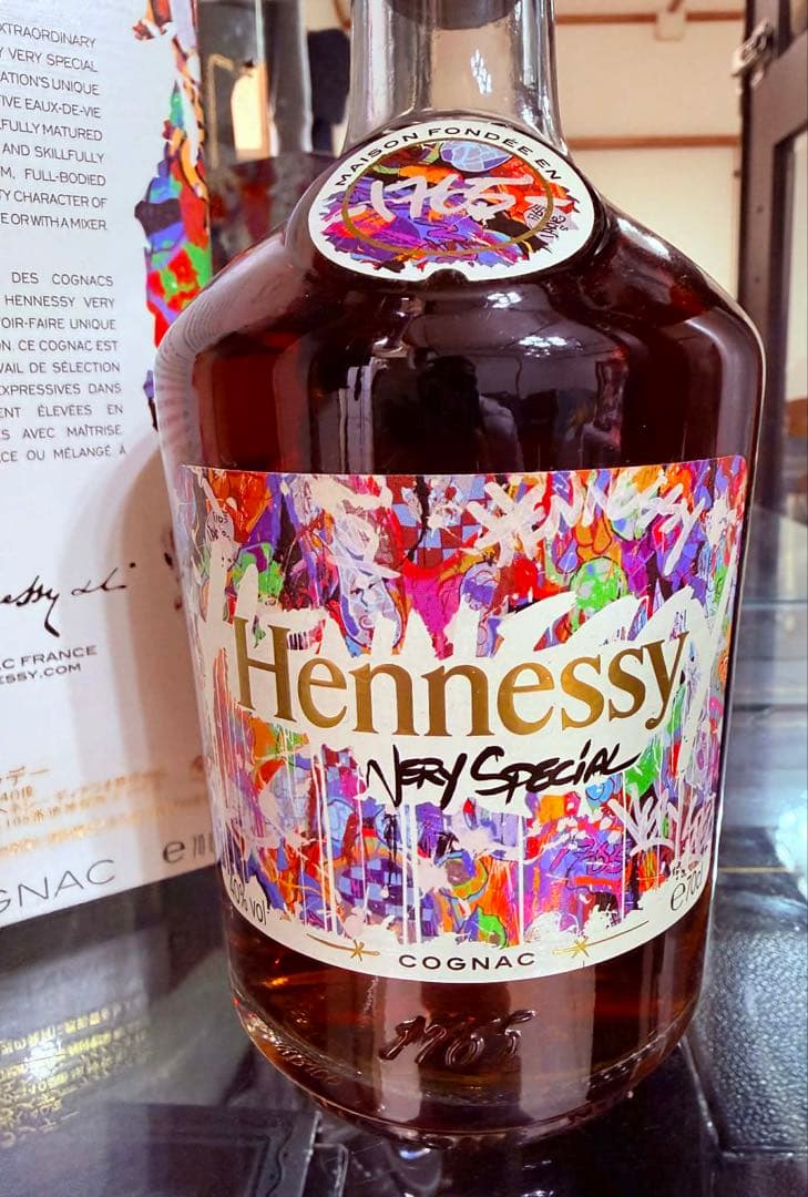 ブランデー Hennessy VS limited 2017 By Jonone 700ml