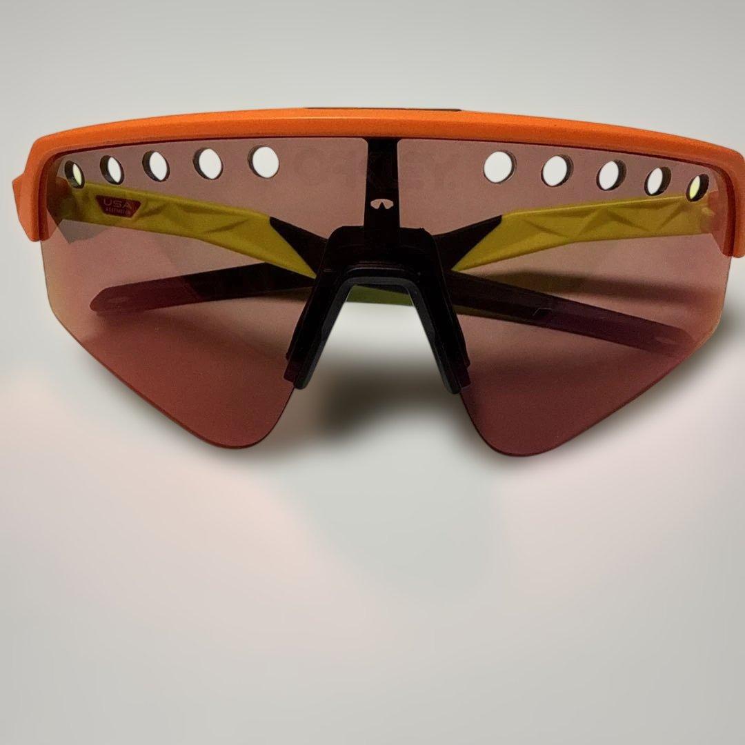 小物 oakley sutro lite sweep