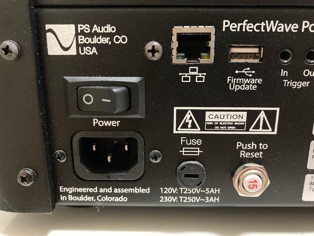 PS Audio Power Plant 3 クリーン電源