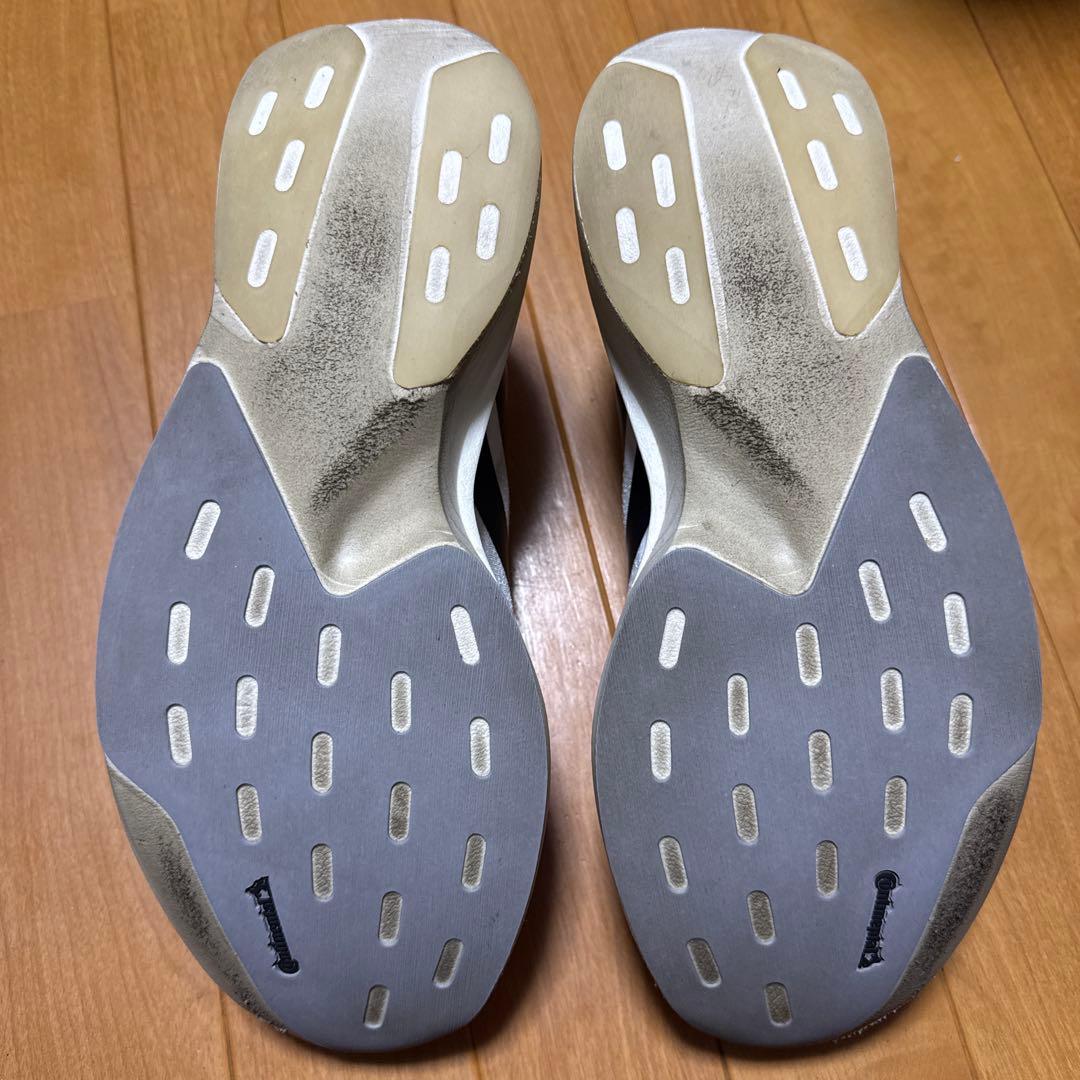 adidas Adizero EVO SL ホワイト/ブラック 27.5cm