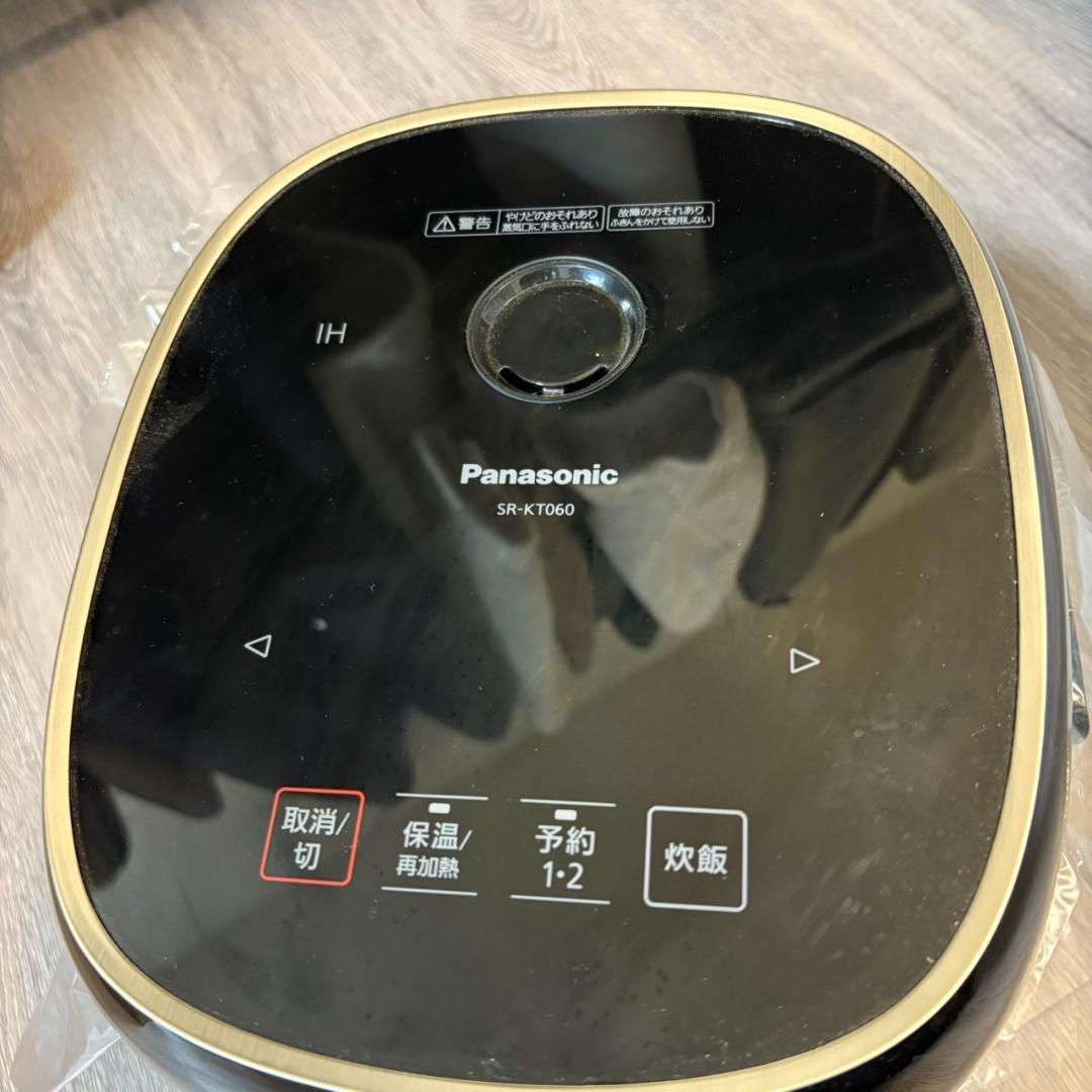 【新品・未使用】 Panasonic SR-KT060 炊飯器 2024年製