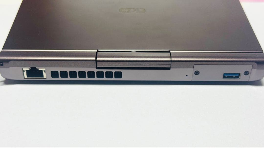 GPD Pocket 3 N6000/8GB/512GB 8型2in1 UMPC