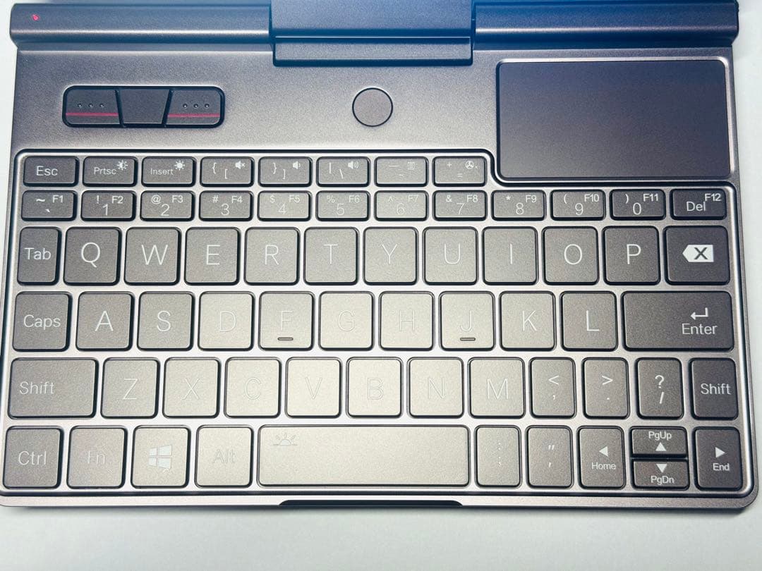 GPD Pocket 3 N6000/8GB/512GB 8型2in1 UMPC