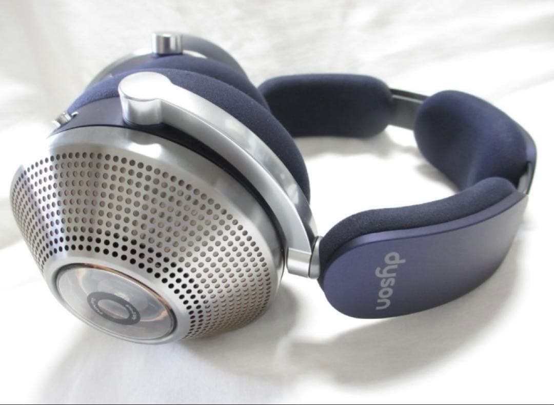 美品ダイソン　ゾーン　ワイヤレスヘッドフォンDyson Zone