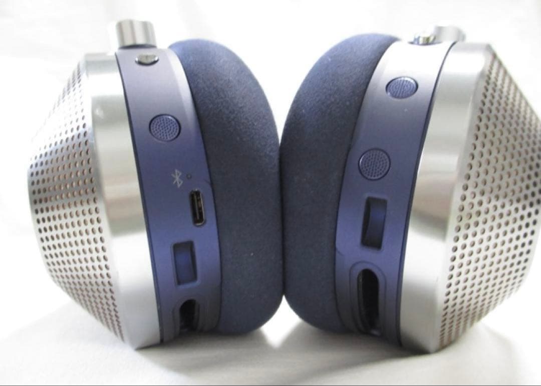 美品ダイソン　ゾーン　ワイヤレスヘッドフォンDyson Zone