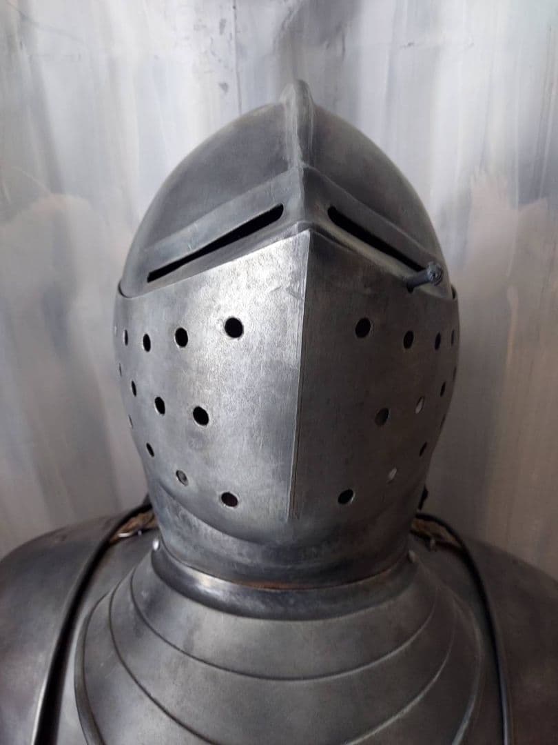 西洋甲冑　甲冑　鎧　プレートアーマー　上半身のみ