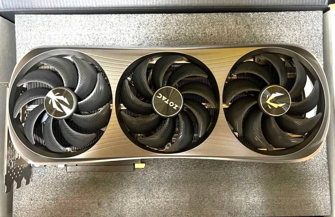 グラフィックボード・グラボ・ビデオカード ZOTAC GAMING GeForce RTX 4070 Ti