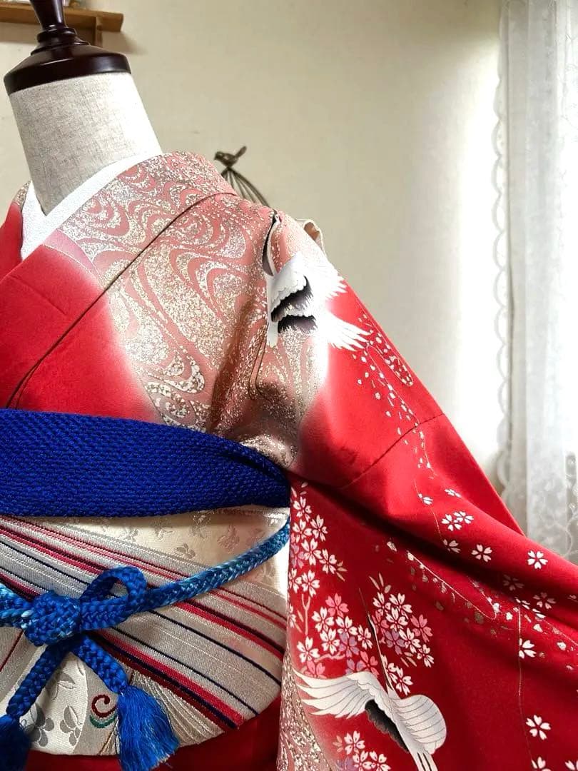 縁起の良い吉祥紋様、振袖フルセット 上品　ローズピンク　鶴　桜観世水　金コマ刺繍