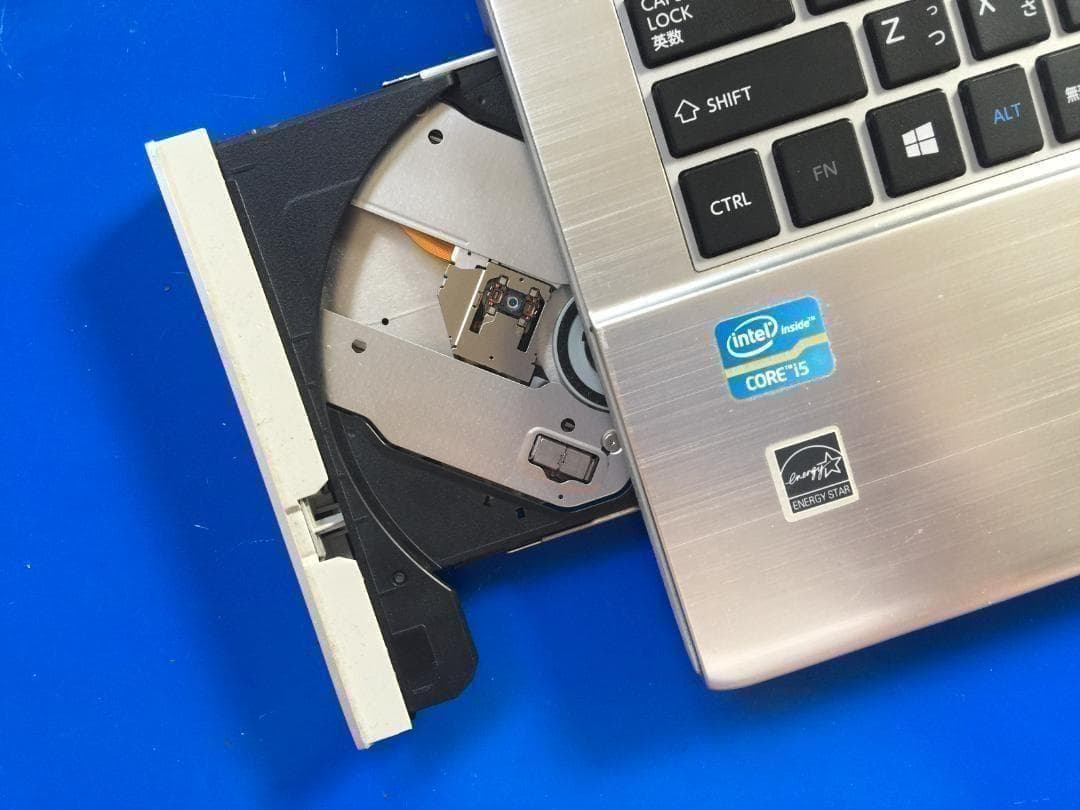 東芝 dynabook T642 14型TFT液晶 軽量コンパクトノートパソコン