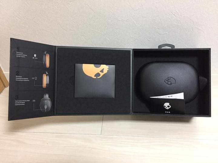 ヘッドホン skullcandy Ultra-Realistic Audio