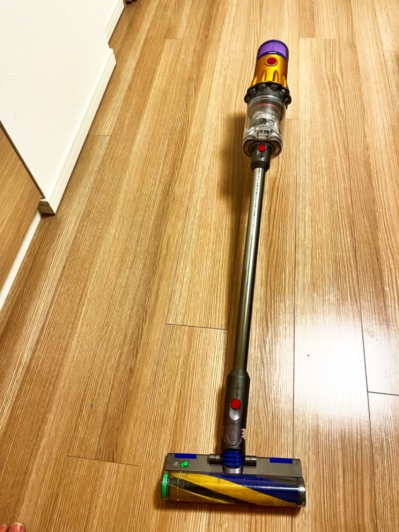 Dyson V12 Detect ダイソン　掃除機　　最上位　軽い　バッテリー