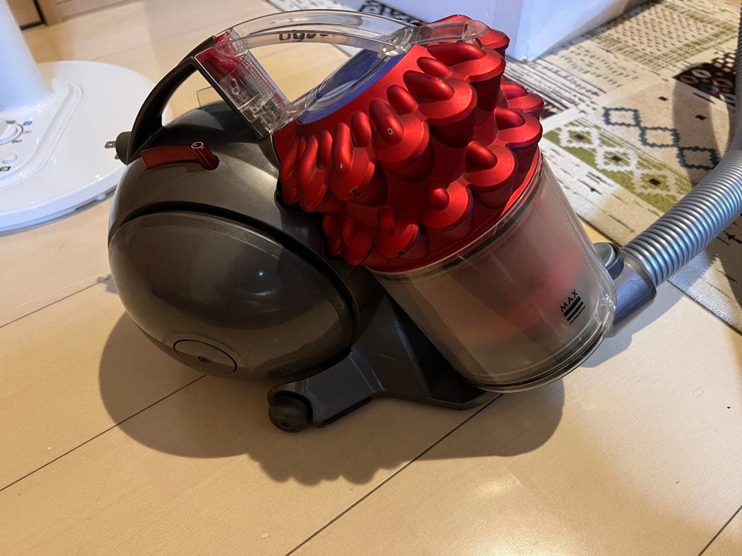 dyson キャニスター掃除機 グレー・レッド