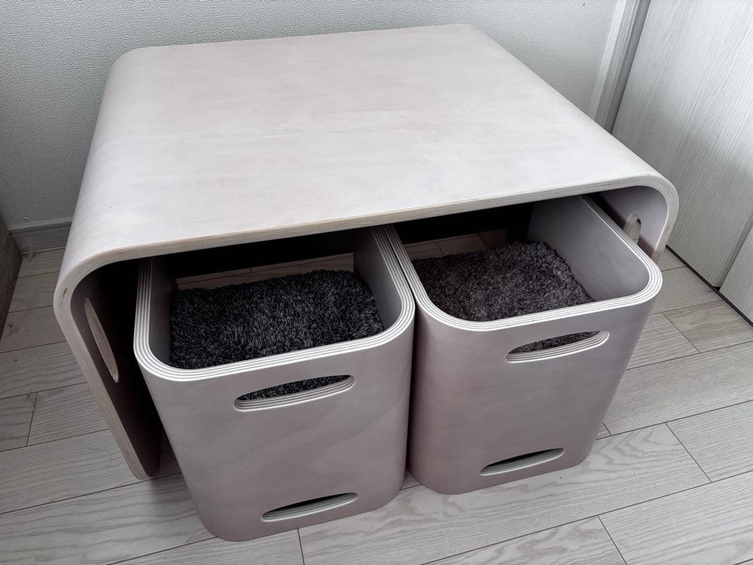 頭文字S　【超美品】HOPPL コロコロチェア & デスク アイボリー