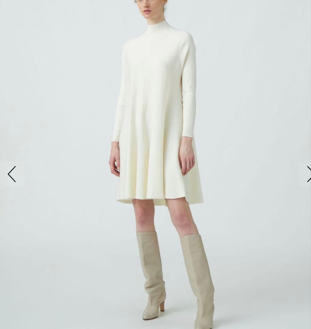 【新品タグ付き】Ballsey ボールジィ　バウンスムースフレアワンピース　紺