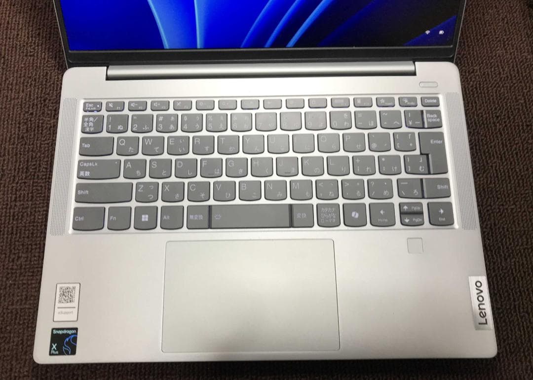 Windowsノート本体 Lenovo IdeaPad snapdragon x plus 32GB