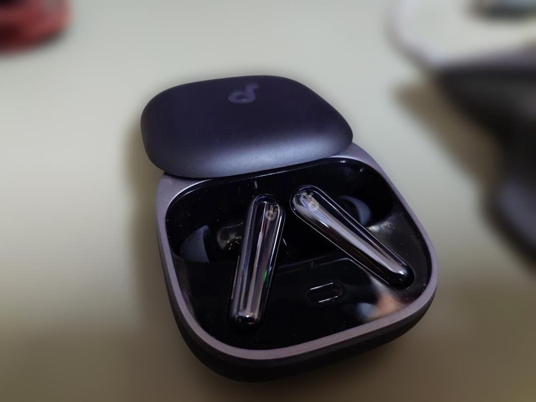 soundcore liberty 5 ブラック 中古美品