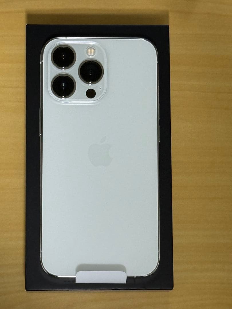 Apple iPhone 13 Pro 512GB シルバー 本体/ほぼ新品
