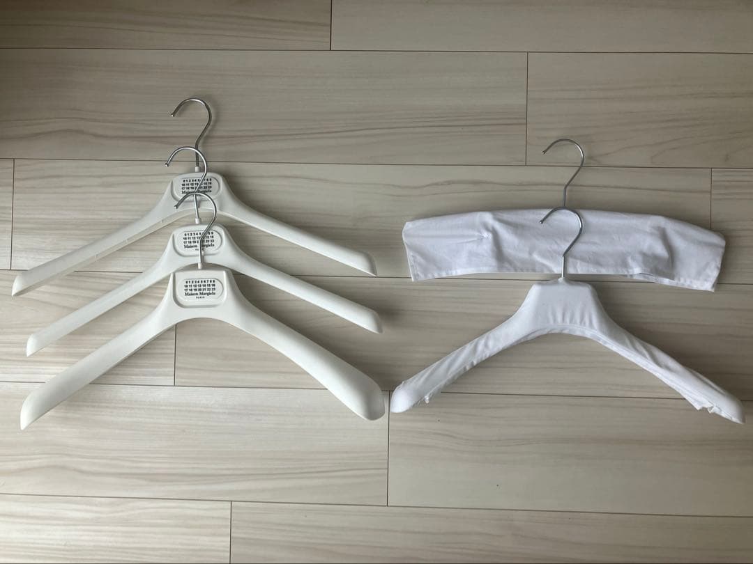 メゾンマルジェラ　ブラジャーハンガー5本セット