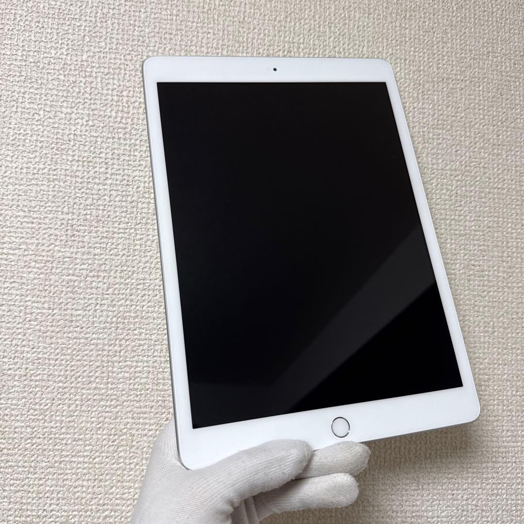 iPad 第８世代 32GB Wi-Fi バッテリー95%