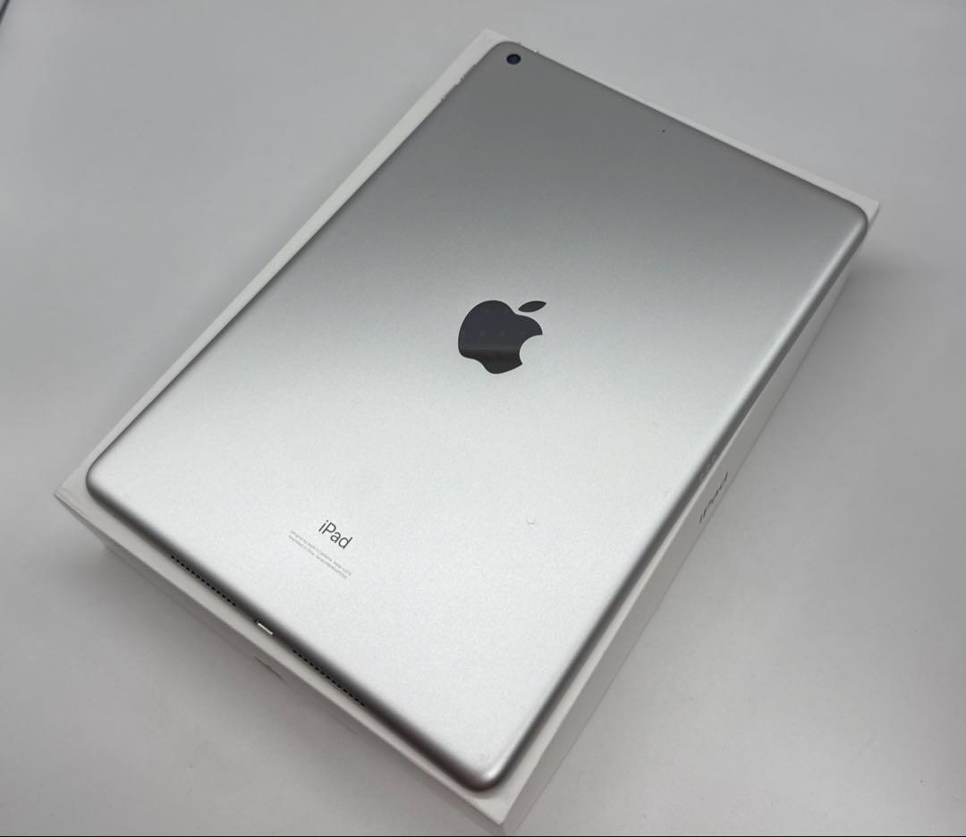 iPad 第８世代 32GB Wi-Fi バッテリー95%