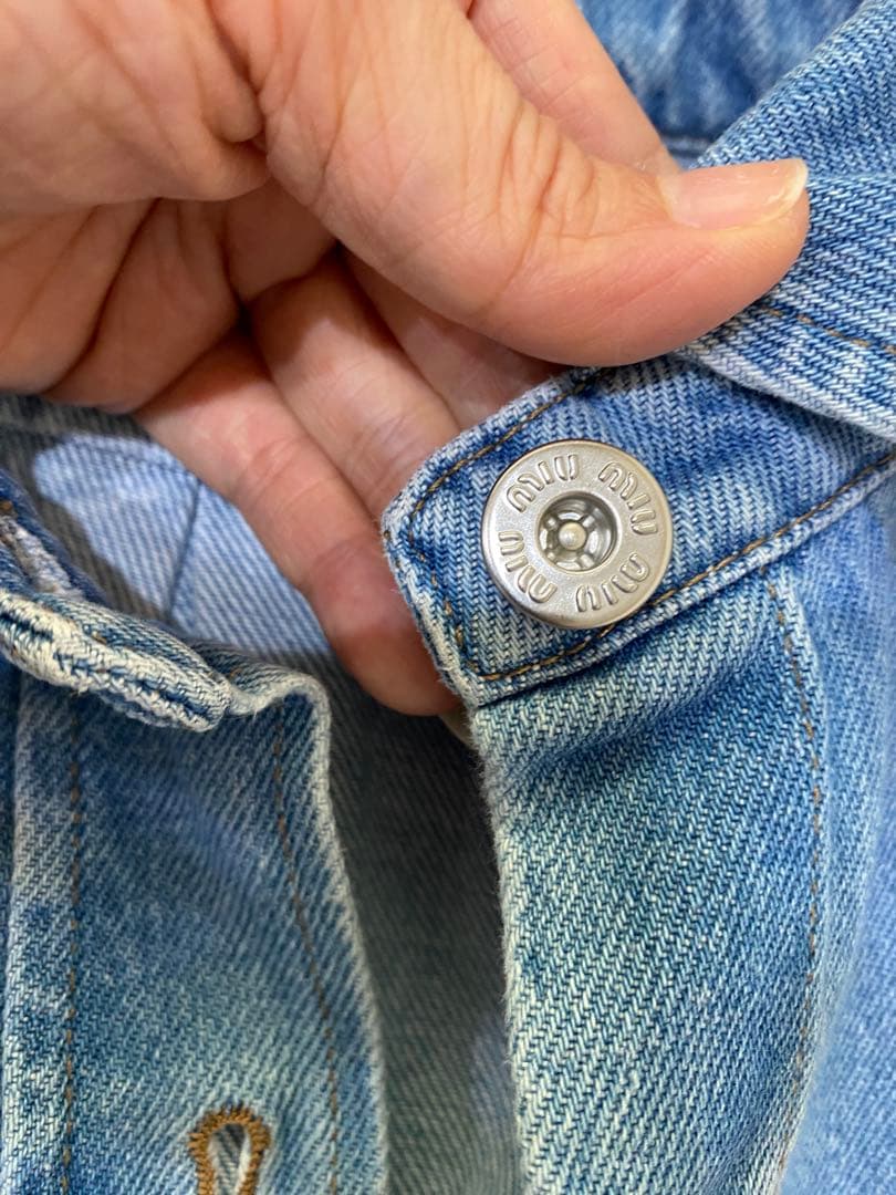 ミュウミュウのデニムジャケット