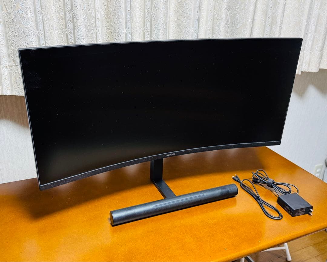 HUAWEI MateView GT 34インチ 曲面ゲーミング