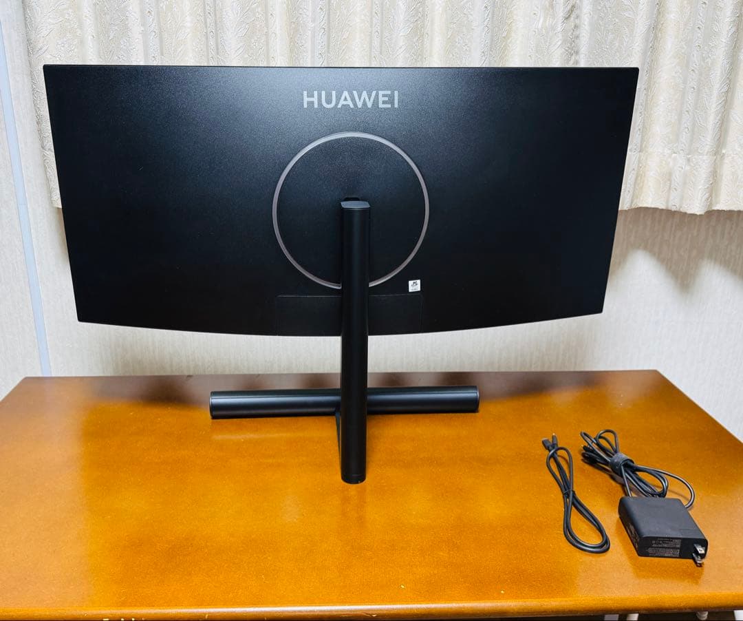 HUAWEI MateView GT 34インチ 曲面ゲーミング