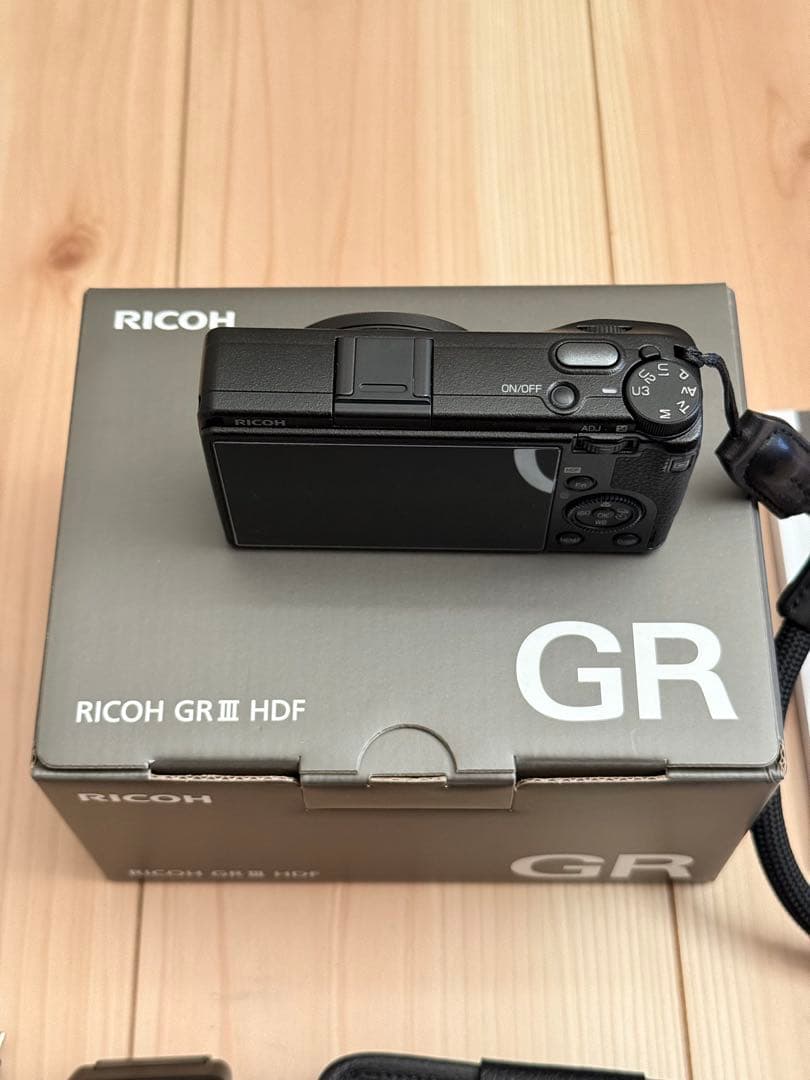 【極美品・シャッター171枚】RICOH GR III HDF+アクセサリセット