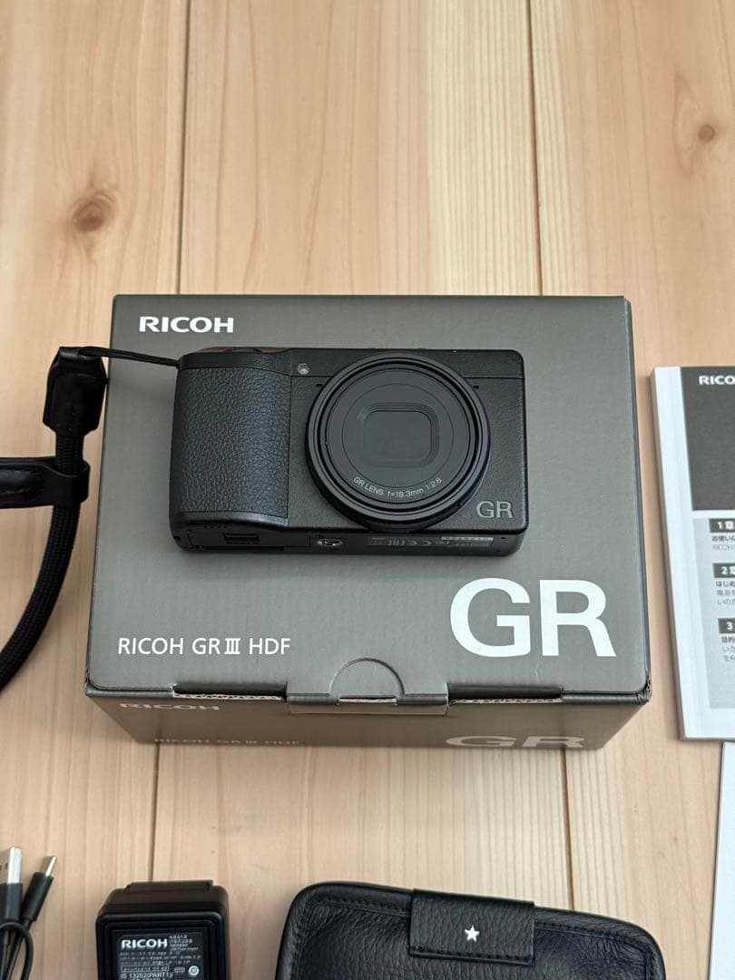 【極美品・シャッター171枚】RICOH GR III HDF+アクセサリセット