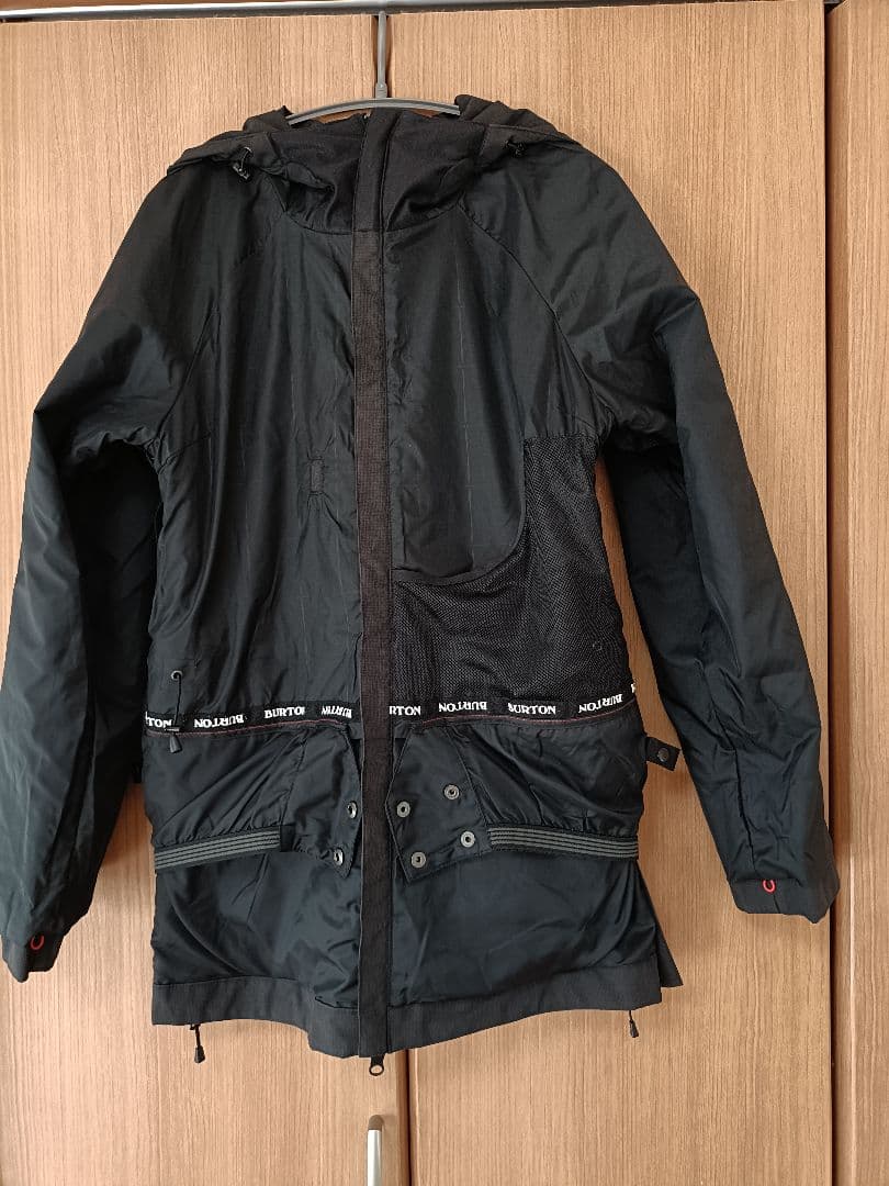 //早い者勝ち// BURTON スノーボードジャケット S
