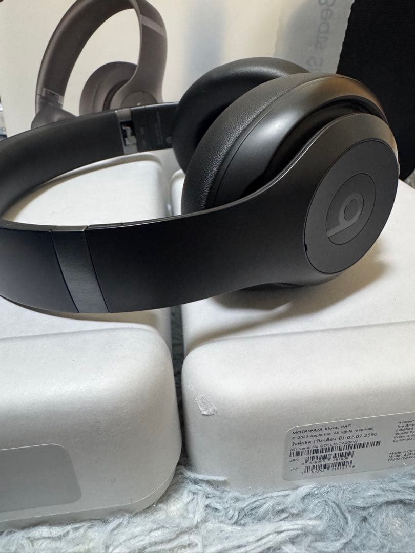 ヘッドホン Beats Studio Pro black