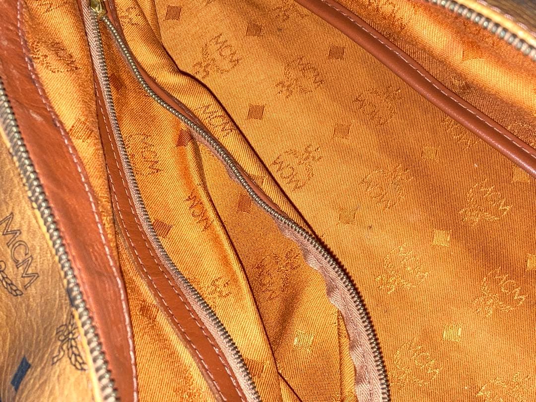 【3点まとめ売り】MCM バッグ＋LOUIS VUITTONベルト＋MCM長財布