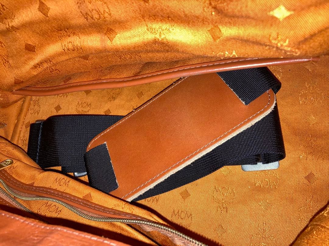 【3点まとめ売り】MCM バッグ＋LOUIS VUITTONベルト＋MCM長財布